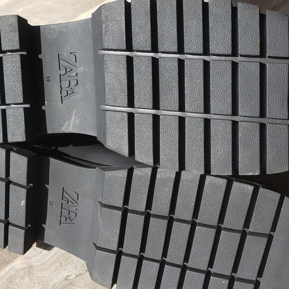 NWT Zara Waterproof Ankle Boots Size39 - Picture 3 of 3